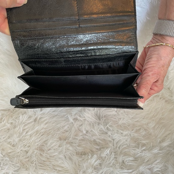 Stella Ladies Wallet - Picture 5 of 6